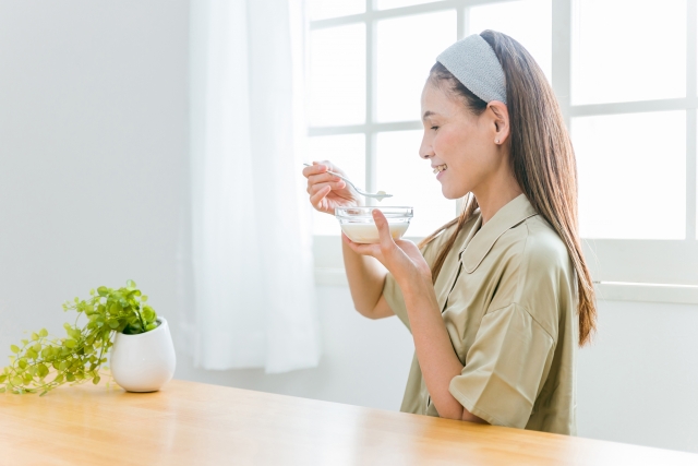 ヨーグルトは間食として食べると糖尿病予防が期待できる